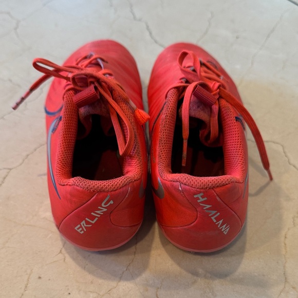 Nike Kids Red and Blue Sneakers - Picture 2 of 4